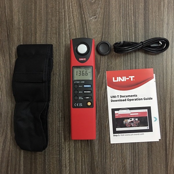 UNI-T UT382 máy đo cường độ ánh sáng