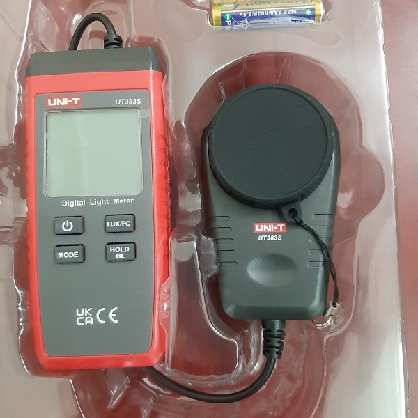 uni-t-ut383s UNI-T UT383S máy đo cường độ ánh sáng