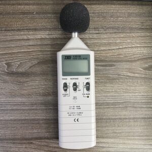 TES-1351B-a Máy đo độ ồn TES TES-1351B