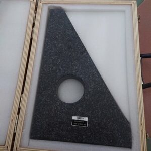 Ke vuông bằng đá granite Insize 4141-400